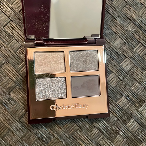 Charlotte Tilbury luxury eye palette in the rock chick